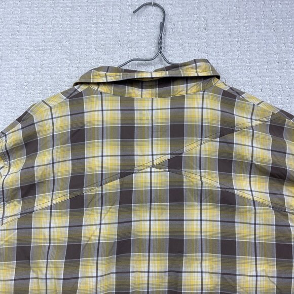 Helly Hansen Yellow Plaid Short Sleeve Button Up Shirt Men’s Size XL Outdoors - Picture 12 of 16